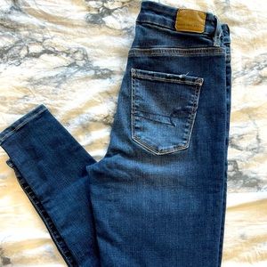 American Eagle Curvy jeans